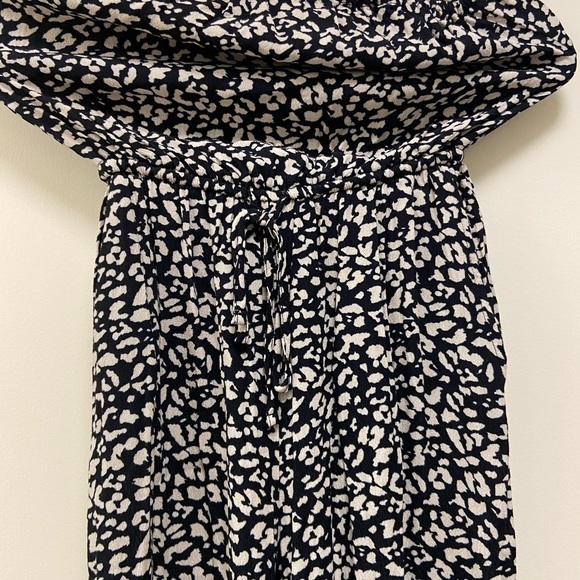 Abercrombie & Fitch strapless black and white patterned pantsuit size xs - Picture 3 of 9
